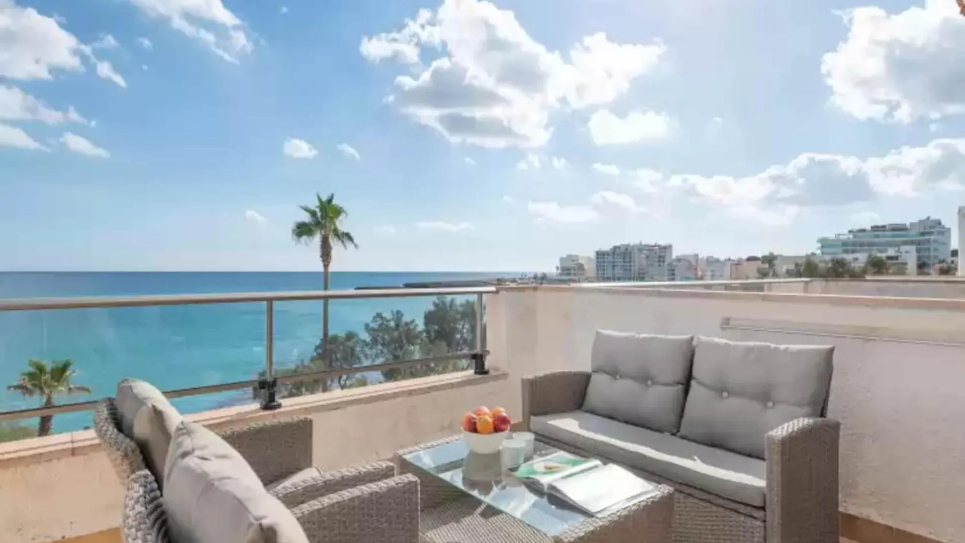Antic 202 - Apartment In S'Illot Free Wifi Sa Coma  Semesterbostad